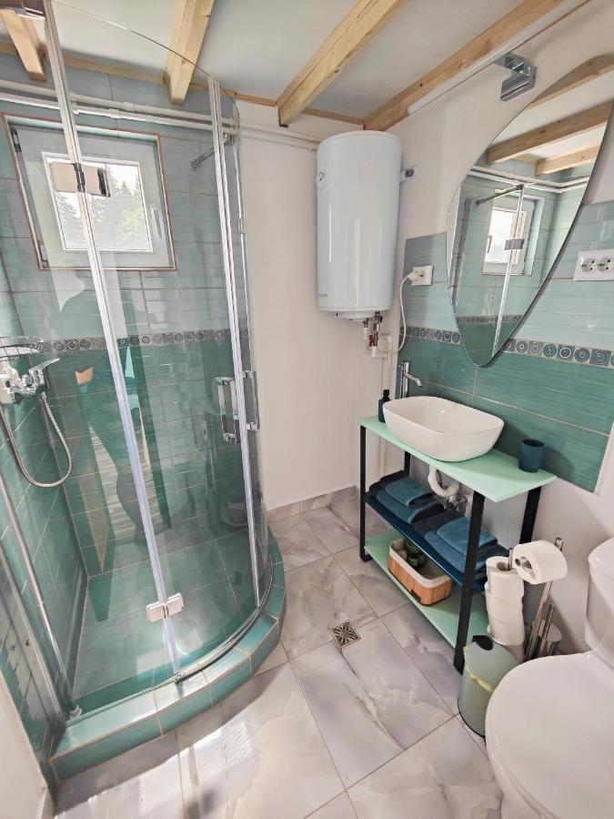 Rainbow Chalet 브란 외부 사진