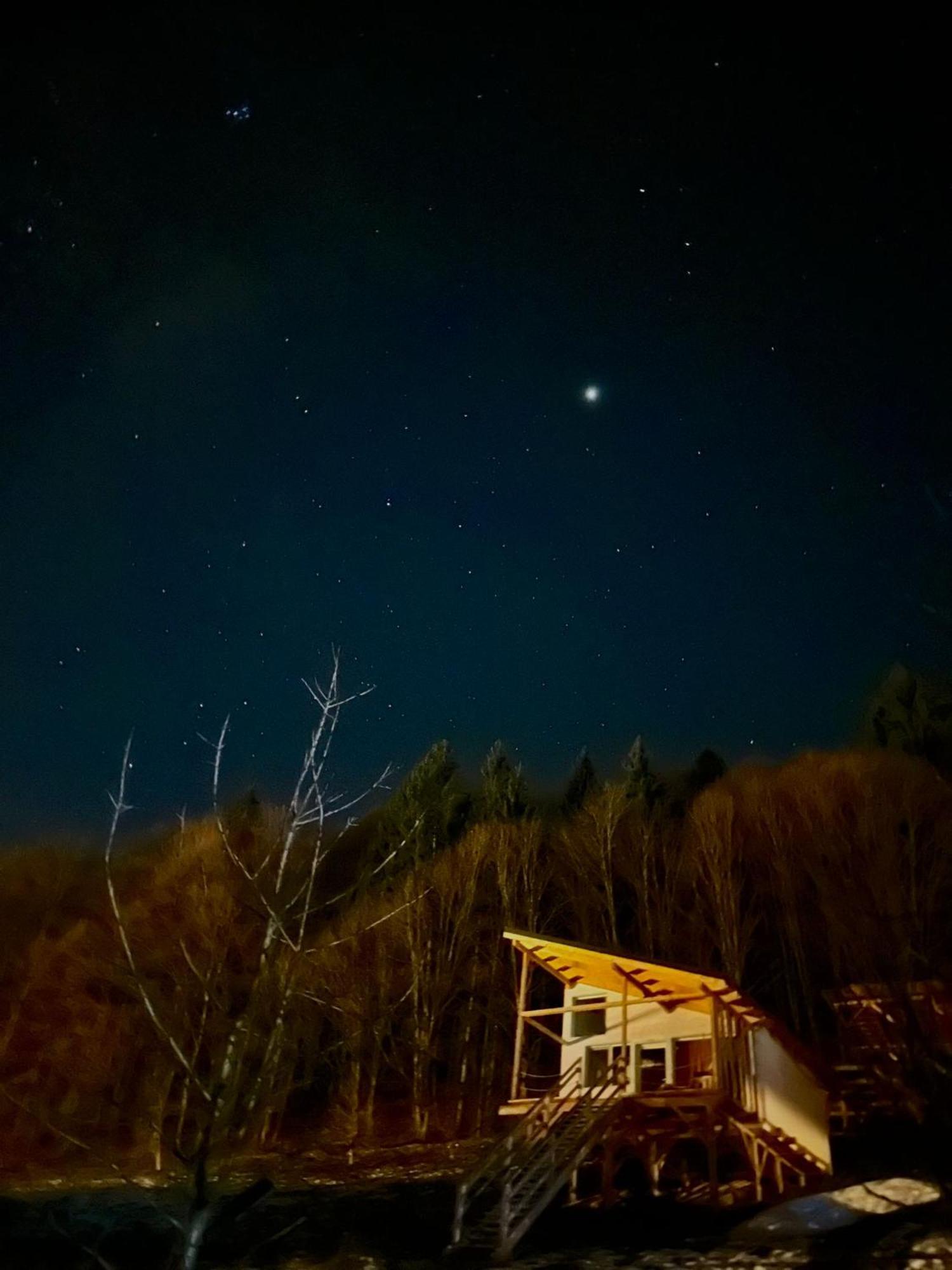 Rainbow Chalet 브란 외부 사진